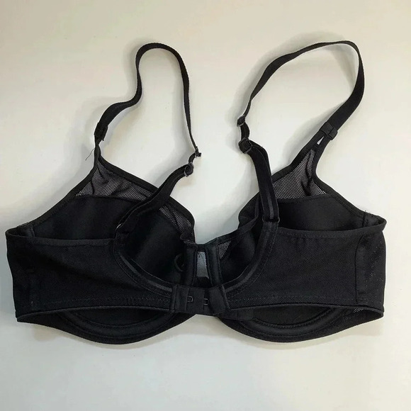 CHANTELLE Black Lightweight Mesh Underwire Bra Size 30D - Picture 4 of 12